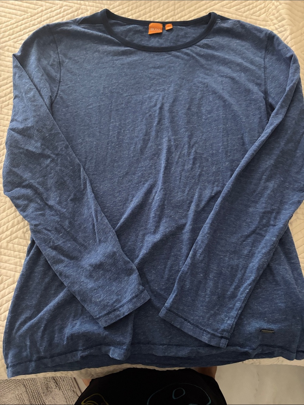 Hugo Boss Men's Long-Sleeve Crewneck Shirt in Heather Navy